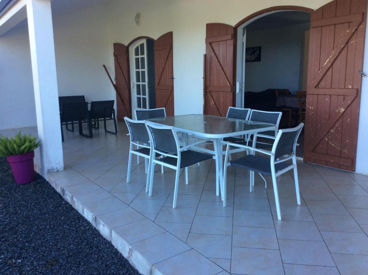La case vétyver Saint-Joseph Extérieur photo